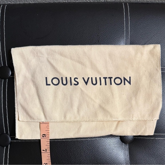 Louis Vuitton dust bag - Picture 3 of 3